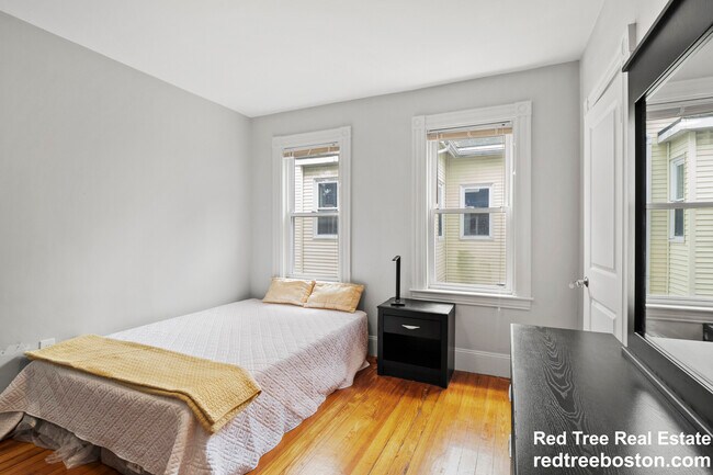 139 Adams St, Waltham, MA 02453 - photo 7