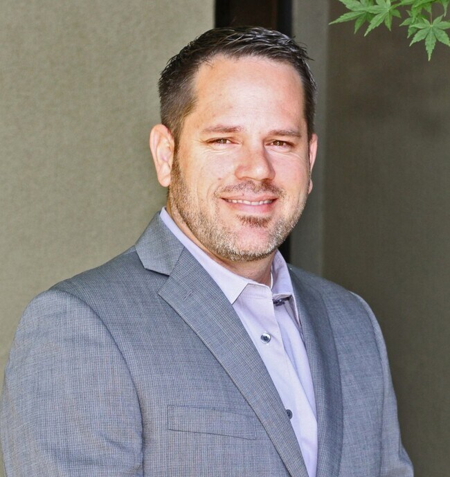 Matthew Enriquez