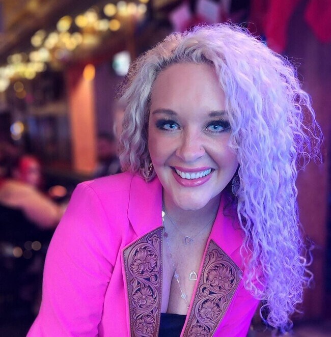 Cecilia Davis