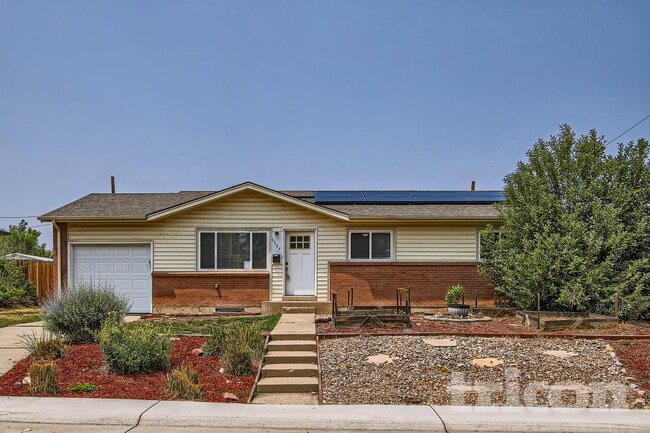 6397 Brooks Dr, Arvada, CO 80004 - photo 2