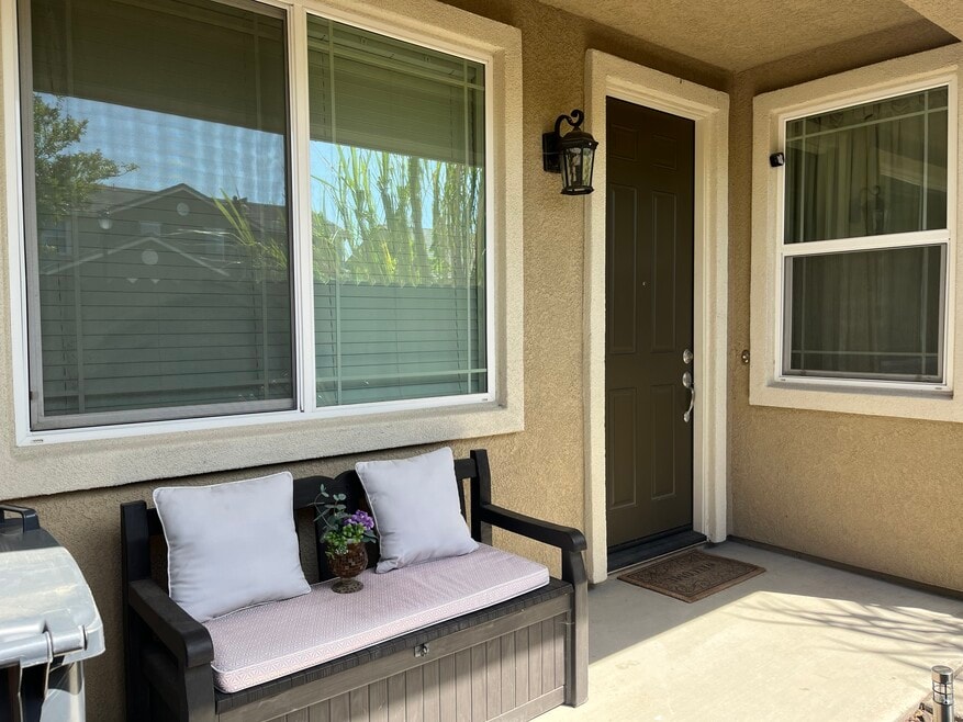1432 S Hart Dr, Tracy, CA 95391 - photo 1