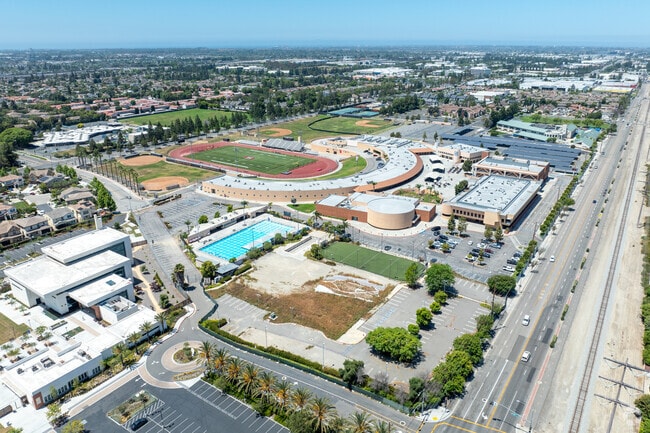 Aerial view of Segerstrom High School.