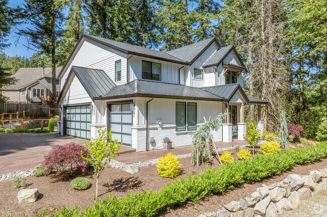 Arnold Creek offers new construction in a modern traditional style.