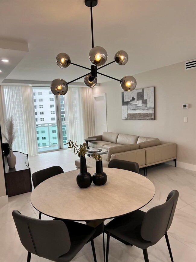 3001 S Ocean Dr, Hollywood, FL 33019
