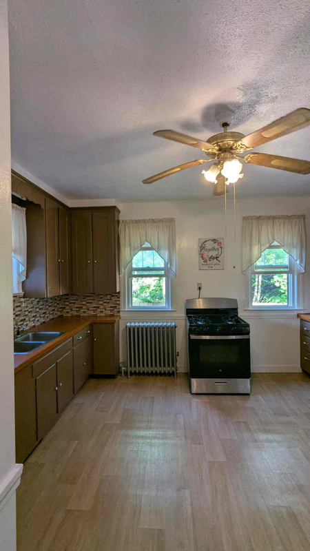 3062 Pawtucket Ave, East Providence, RI 02915