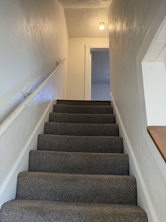 15 Parsons St unit 11, Easthampton, MA 01027 - photo 5