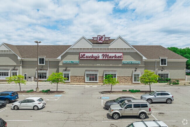 Lucky's Market is a local grocery chain that focuses on local and farm fresh groceries, perfect for the Quail Hollow resident with discerning taste.
