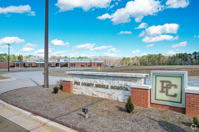 Pike County Middle School has an overall Niche Score of B-.