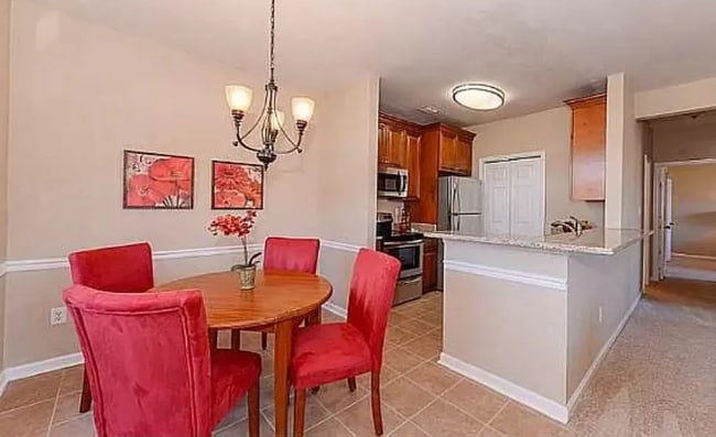 310 Primrose Ln, Chesapeake, VA 23320 - photo 4