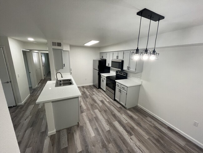 The Oaks at Sunset Phase II, Rocklin, CA 95765 - photo 4