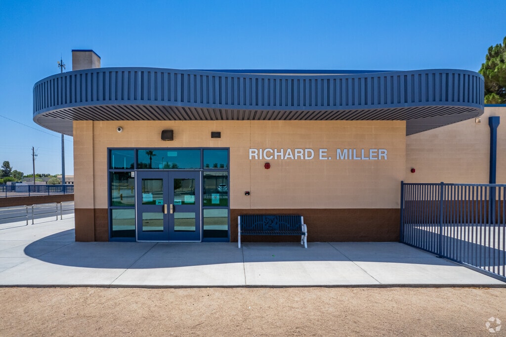 Enter through the welcoming entrance of Richard E Miller School in Phoenix.