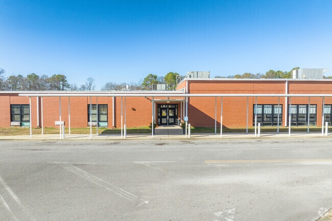 Calera Elementary School teaches kids to do their best.