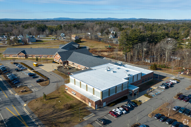 Idlehurst Elementary School is a public school in Strafford County.