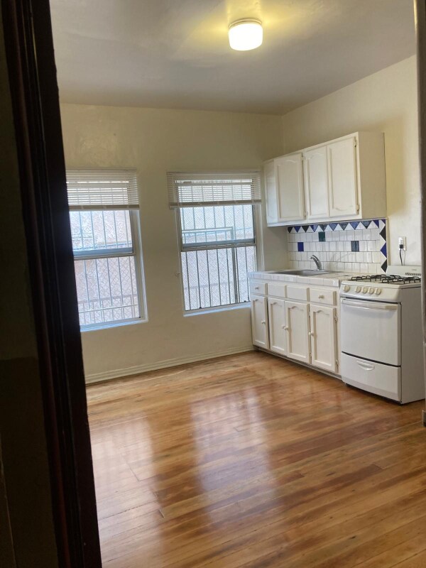 111 S Manhattan Place Unit 104, Los Angeles, CA 90004