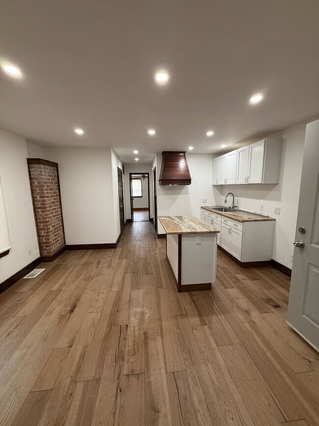 85 Abbott Rd unit Upper - Left, Buffalo, NY 14220 - photo 2