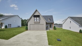 238 Firefly Ln, Opelika, AL 36804