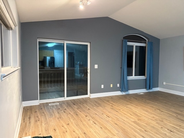 6522 E 9th Ave, Anchorage, AK 99504 - photo 4