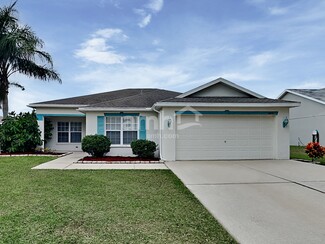 4021 Kingsfield Dr, Parrish, FL 34219