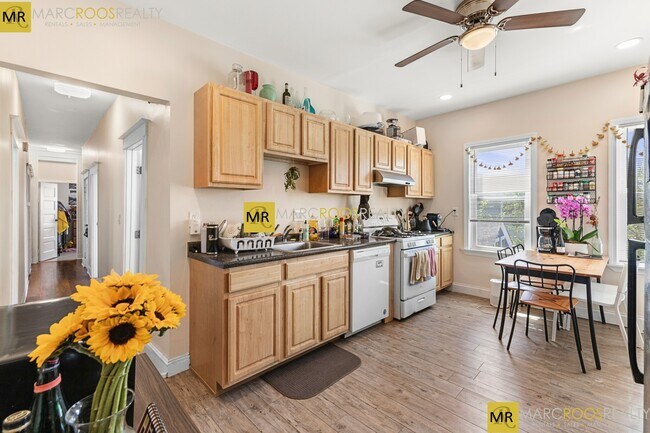 175 River St unit 2-2, Cambridge, MA 02139 - photo 4