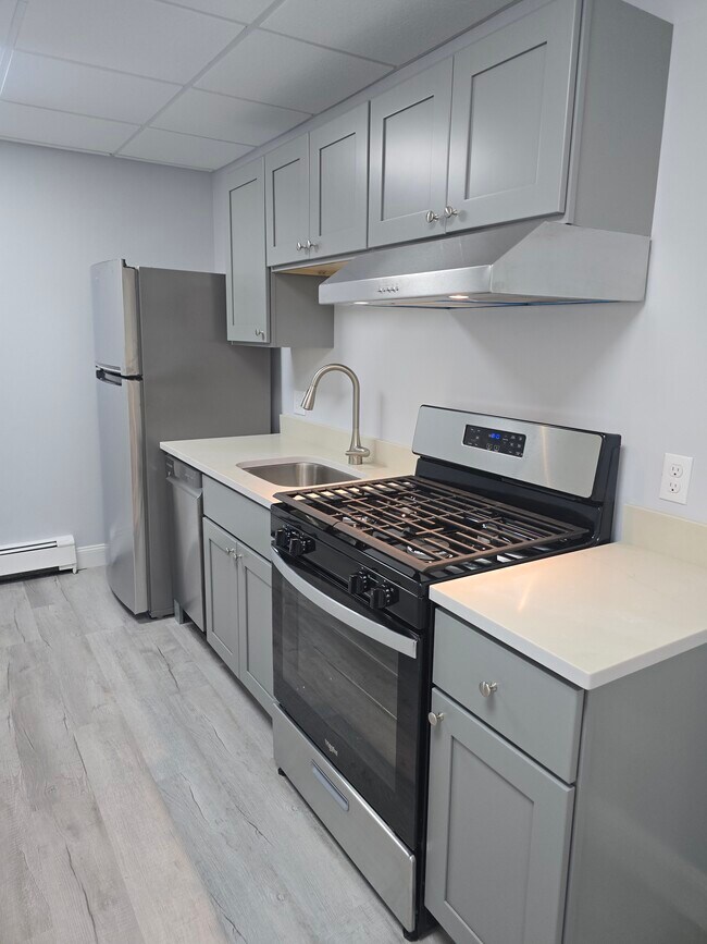 5 Belknap St unit 5, Dedham, MA 02026 - photo 5