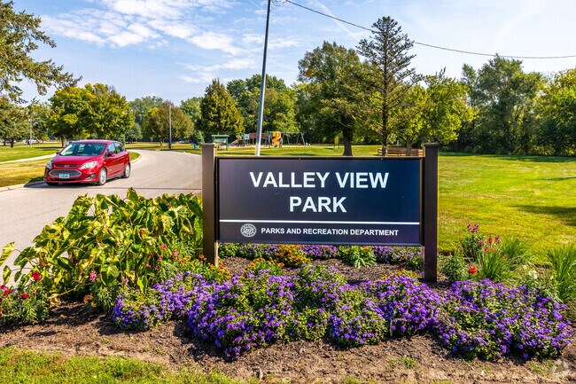 Valley View Park consists of 50 acre in The East End neighborhood of Iowa.