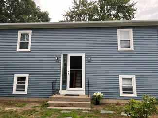103 Alder Rd, South Kingstown, RI 02879