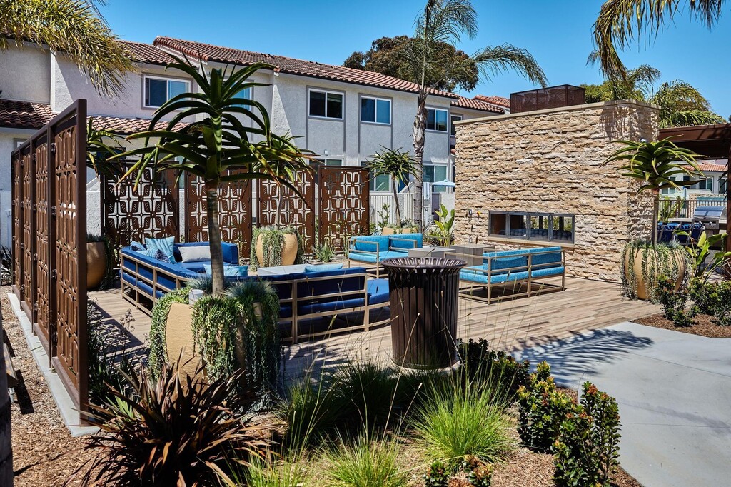 Surfside Villas - 7795 Neptune Dr, Huntington Beach, CA | Homes.com