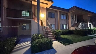 227 Lakeview Dr, Weston, FL 33326