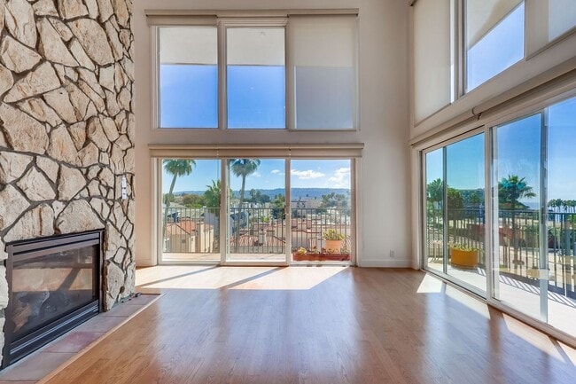 La Casita Condominium, Redondo Beach, CA 90277 - photo 6