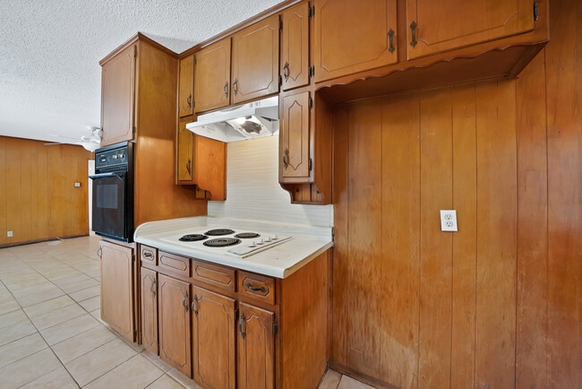 6516 Perdido Dr, Watauga, TX 76148 - photo 7