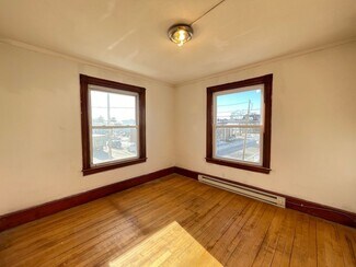 457 Beech St Unit 2, Manchester, NH 03103