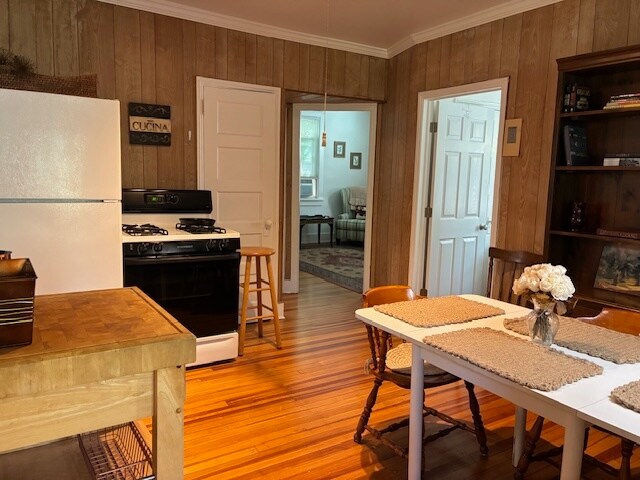 816 Mill Plain Rd unit Nice Fairfield apart, Fairfield, CT 06824 - photo 5