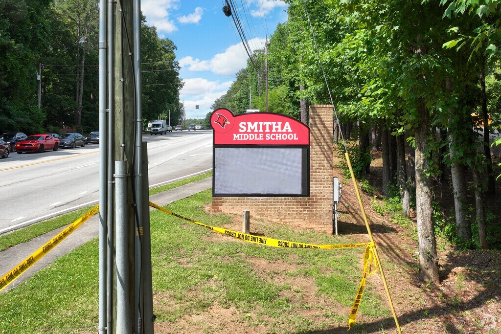 Smitha Middle School is a public school located in Marietta, GA.