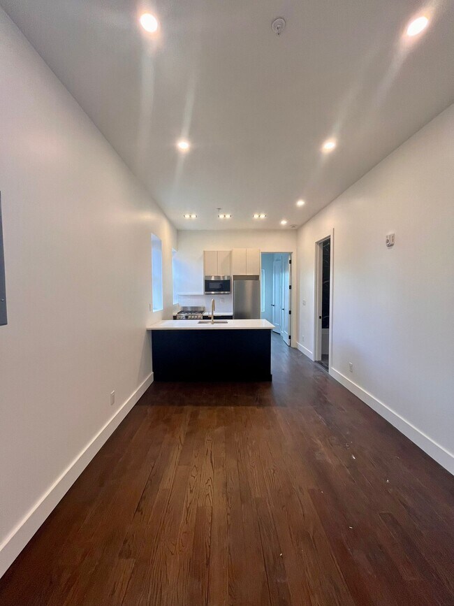 294 Hoboken Ave unit 10, Jersey City, NJ 07306 - photo 5