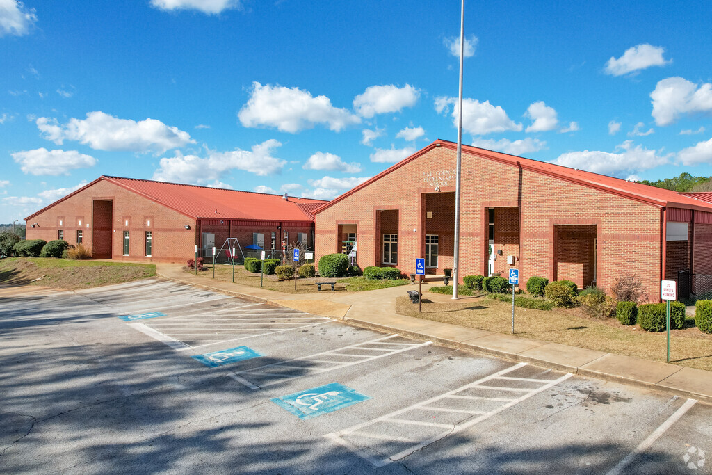 Pike County Elementary School is a safe learning environment for your young students.