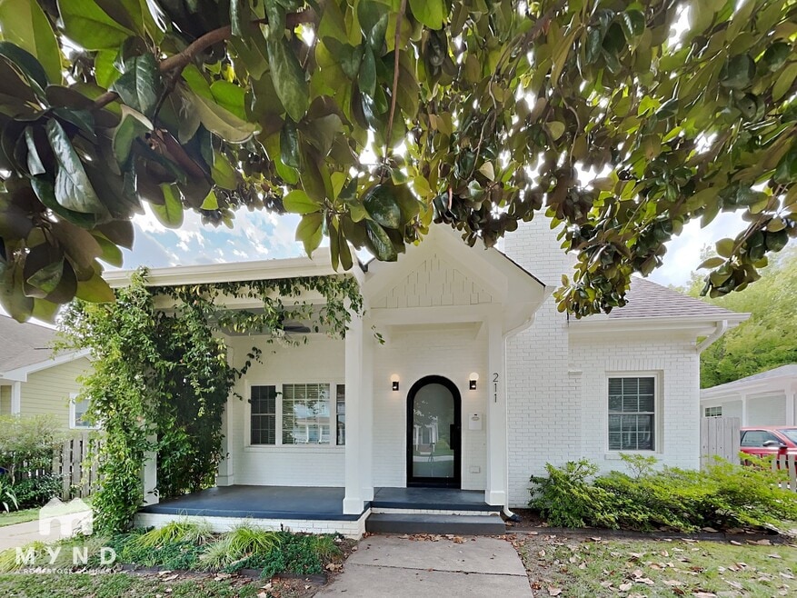 211 Idlewild Ave, Raleigh, NC 27601 - photo 1