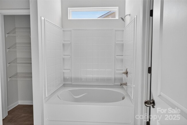 2186 Catawba Trace Dr, Catawba, NC 28609 - photo 6