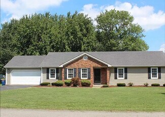 1312 Lois Ln, Bowling Green, KY 42104