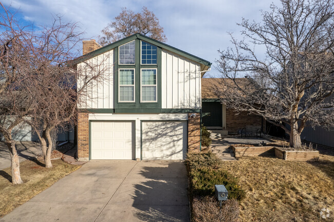 Single-family home in Dam East/West.