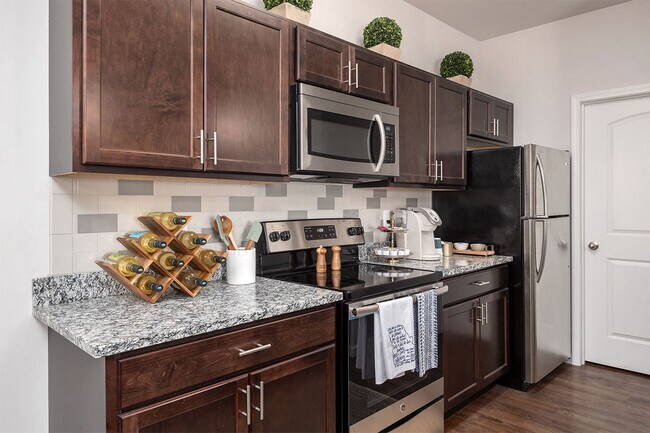 Turtle Creek Apartments, Fenton, MO 63026 - photo 2