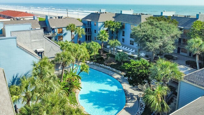 Seasons Beachfront - 1 & 2 Bedroom Floor Plans Available - Preferred Employer/Student & Senior Ci..., Galveston, TX 77551 - photo 5