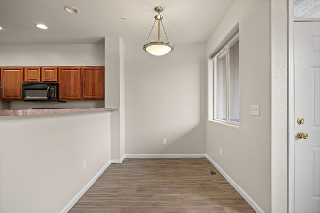 2821 Willow Tree Ln unit F, Fort Collins, CO 80525 - photo 4