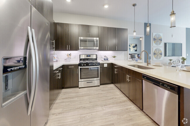 2BR, 2BA - 1,196SF - Kitchen