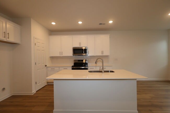 2900 Suzanne Landon Dr unit F5, Murfreesboro, TN 37130 - photo 3