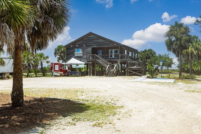 Scallop RePUBlic offers drinks on tap, live music, and good vibes in Indian Pass.