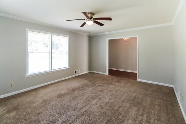 308 Rebecca Ct, Stockbridge, GA 30281 - photo 3