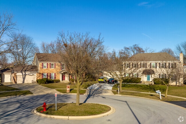 Hoover Park has large colonial-style homes to choose from.
