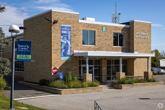 The highly regarded Sussex County Community College has a huge presence and campus in Newton, NJ nearby to Lake Mohawk.