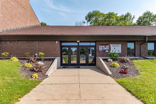 N.E.W. Lutheran High School serves about 130 students from 9th to 12th grade in Green Bay, WI.
