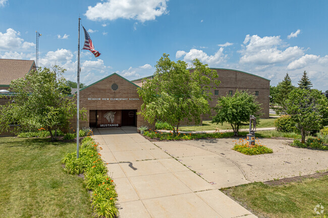 Meadow View Elementary School challenges and encourages children to learn.